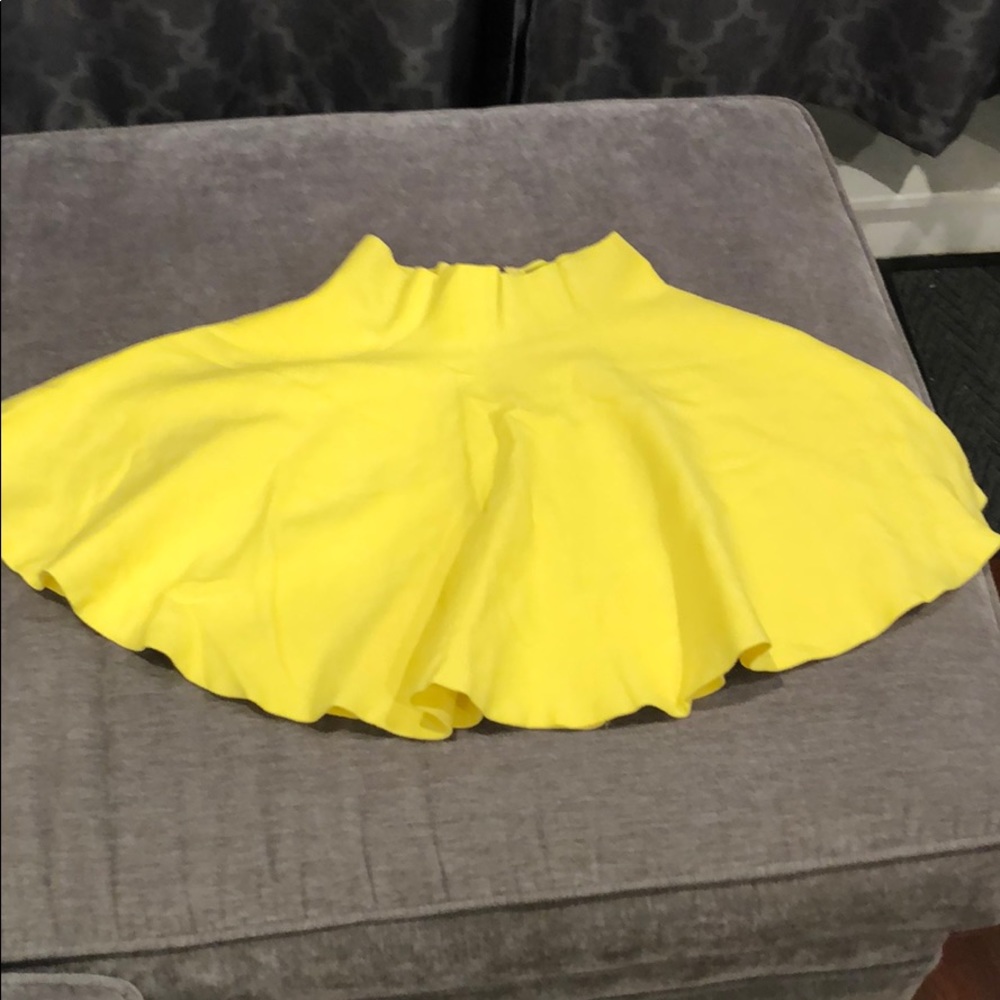 Yellow flare skirt